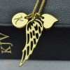 collier aile d'ange personnalisé avec initiale